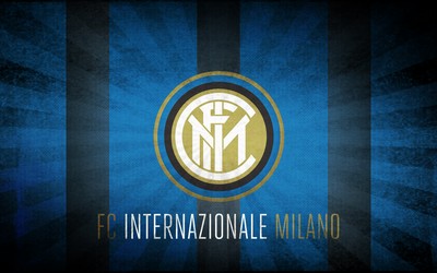 凤凰体育动态-VAR主裁与边裁意见不合